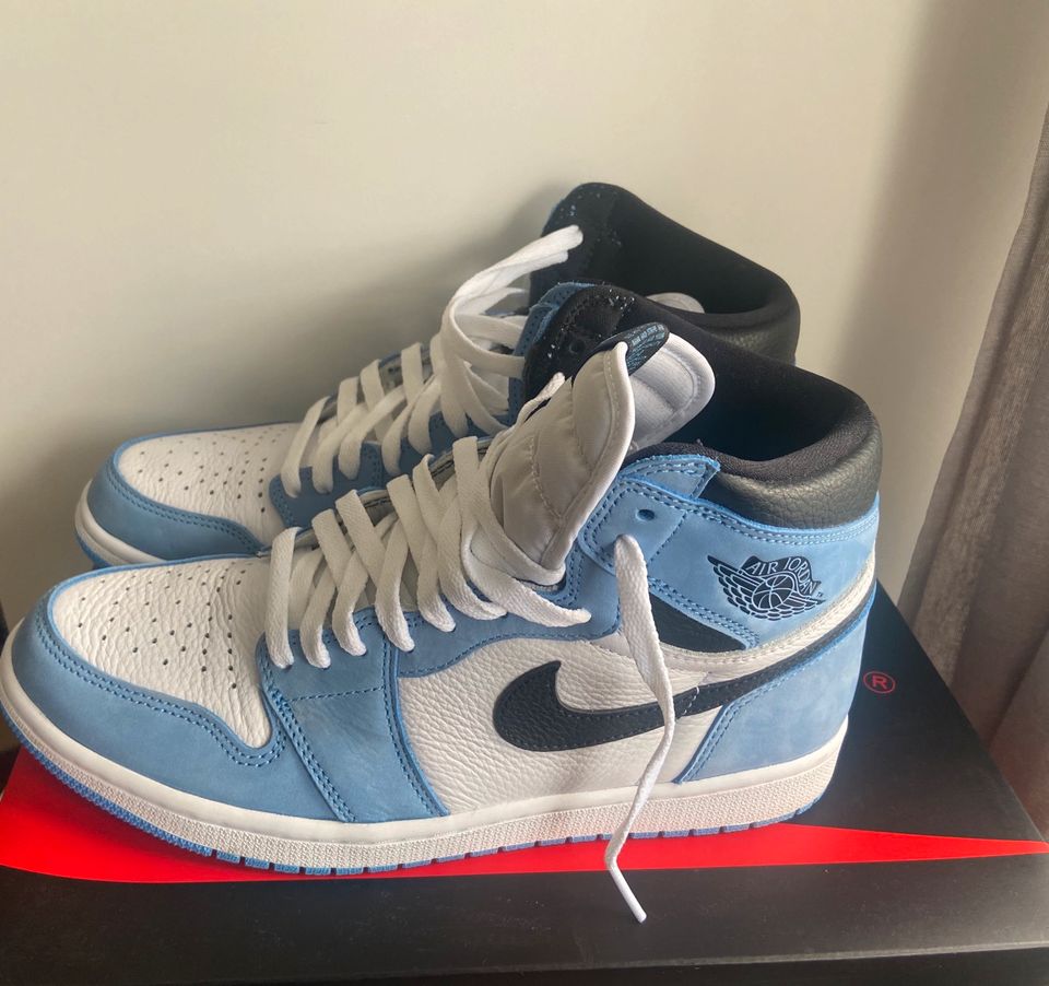 Jordan 1 University Blue Gr 44 in München