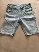 Tom Tailor Jeansshorts Gr. S, wie Neu München - Allach-Untermenzing Vorschau