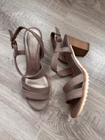 Marco Tozzi Riemchen Sandaletten Sandalen Schuhe Pumps Glam Taupe Niedersachsen - Hoya Vorschau