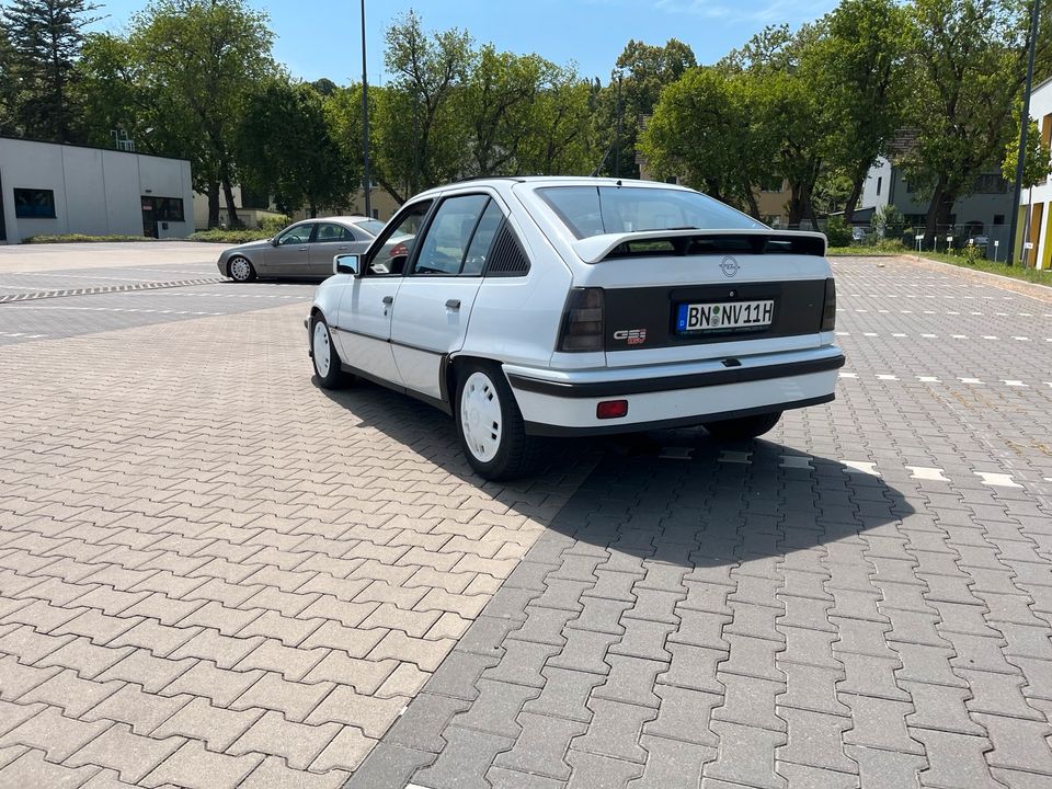 Opel E Kadett GSI 16V, Original, H Kennz., sehr guter Zustand in Bonn