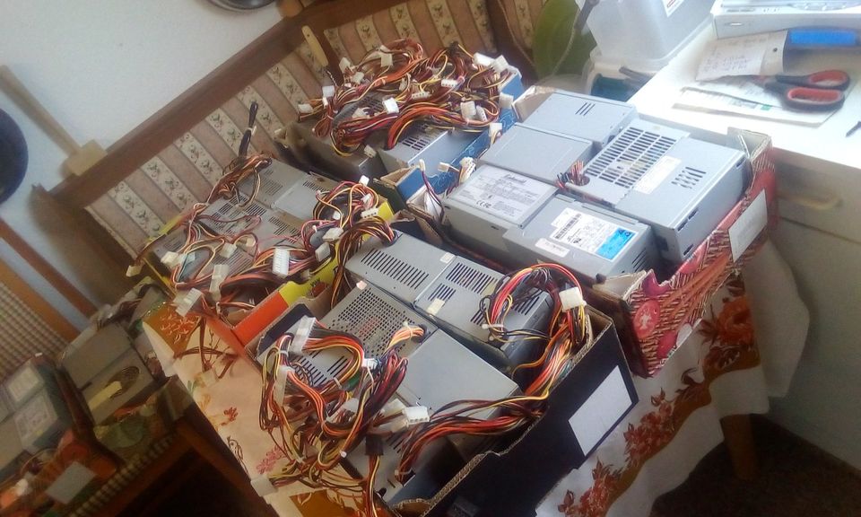 PC Netzteile,  33 Stück, defekt für Bastler...., auch einzeln in Doberlug-Kirchhain