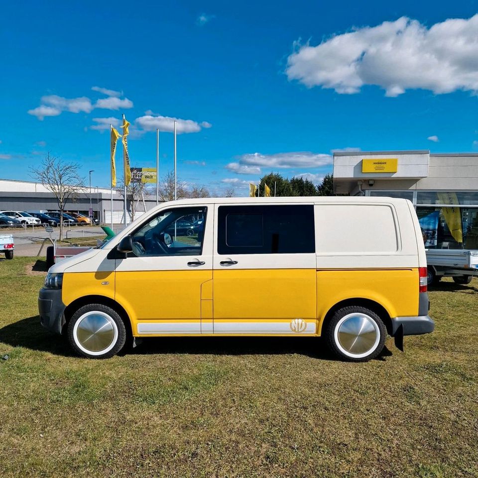 Camper VW T5 mieten / Bulli / Campingbus in Brüsewitz