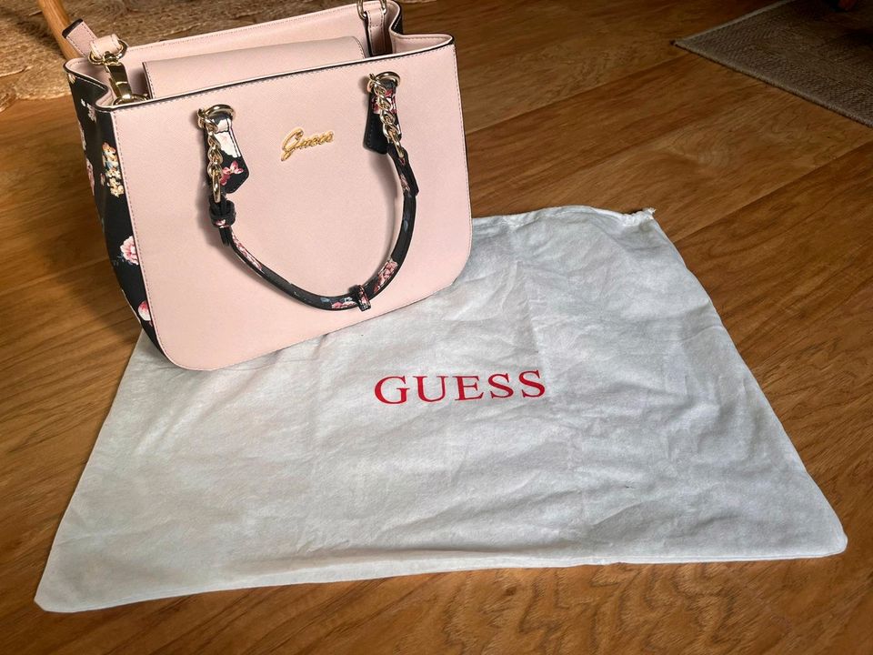 HANDTASCHE GUESS NEUWERTIG MIT Staubbeutel in Weimar