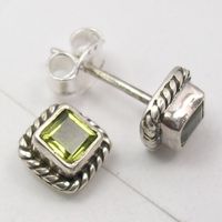 NEU edle 925 Sterling Silber-Ohrstecker/Ohrringe echt Peridot Leipzig - Dölitz-Dösen Vorschau