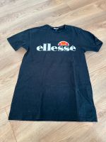 T-Shirt schwarz Größe S von Ellesse Bayern - Chamerau Vorschau