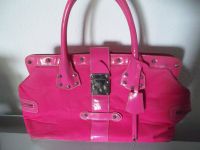 Tasche Handtasche mit Nieten neon pink Berlin - Lichtenberg Vorschau