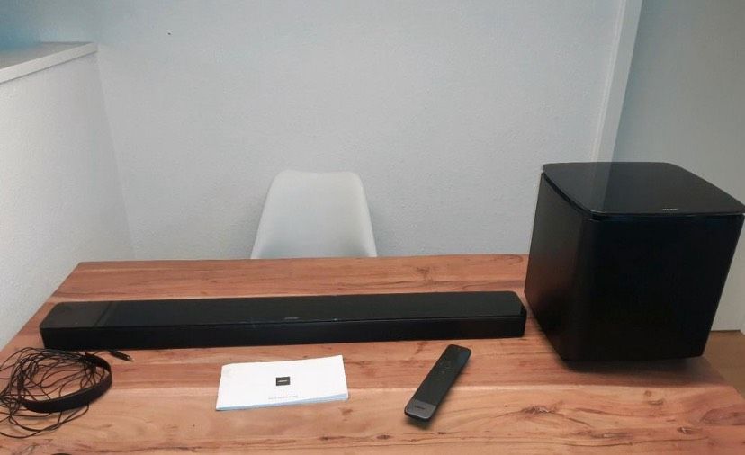 Bose 700 Soundbar und Bass selten benutzt in Ravensburg