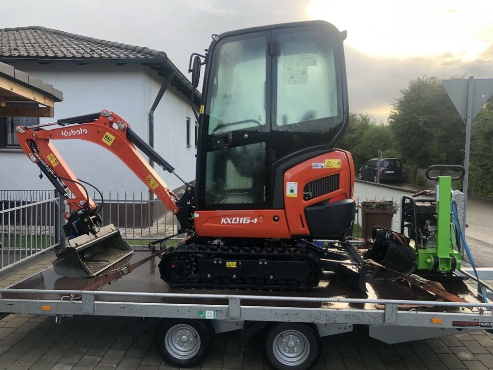 Bagger mit Hydraulikhammer Specht zu vermieten/  Abbruchhammer in Abensberg