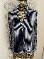 Zara Bluse, blau/weiß, Gr M Berlin - Reinickendorf Vorschau