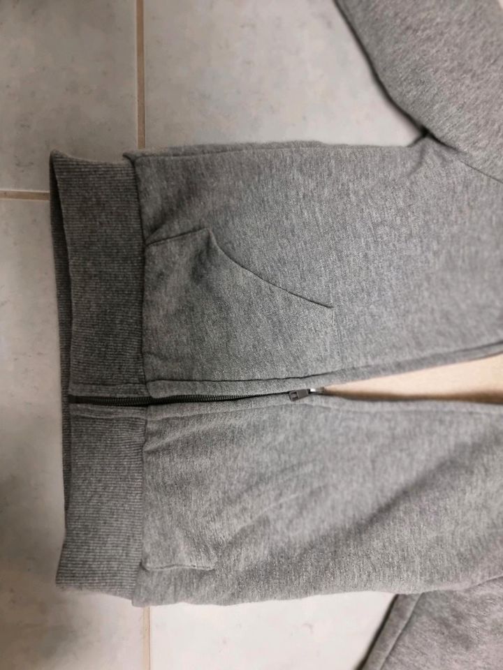 Teddy Sweatjacke, Kuscheljacke, 116, grau TOP in Nörvenich