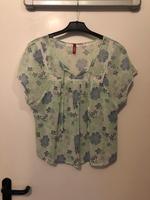 Bluse Blumenmuster grün/blau Hessen - Kelkheim Vorschau