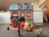Playmobil das romantische Puppenhaus 5303 mit viel Zubehör Baden-Württemberg - Renningen Vorschau