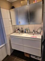 Bad Waschtisch mit Schrank und Spiegelschrank Nordrhein-Westfalen - Bottrop Vorschau