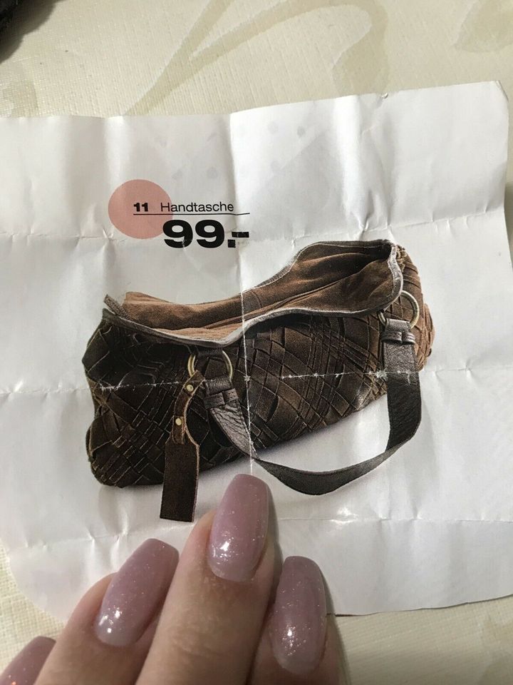 Damenhandtasche echtes Samtleder Neu Gürtel gratis! Tasche in Lügde