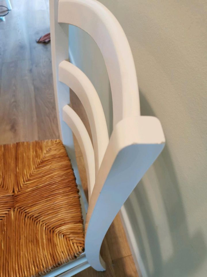 Stuhl Massivholz Buche weiß lackiert in Wennigsen