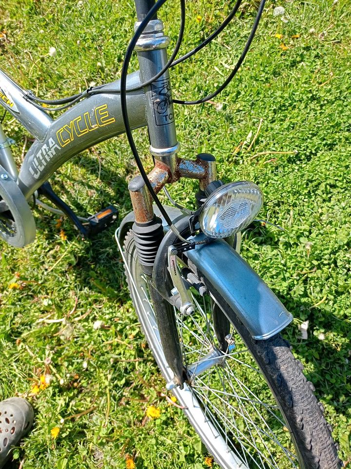 Kinder Fahrrad 24 Zoll in Berlin