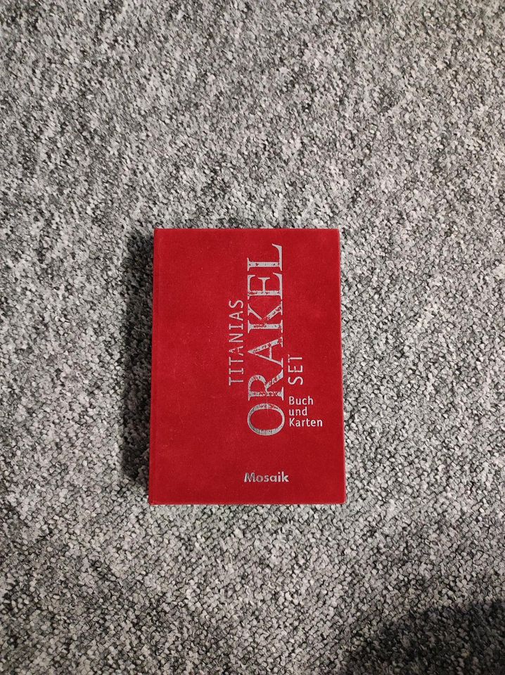 Titanias Orakel Set / Wahrsagekarten + Buch in Schkortleben