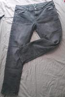 Jeans Hose Skinny enges Bein Gr.40 Nordrhein-Westfalen - Stolberg (Rhld) Vorschau