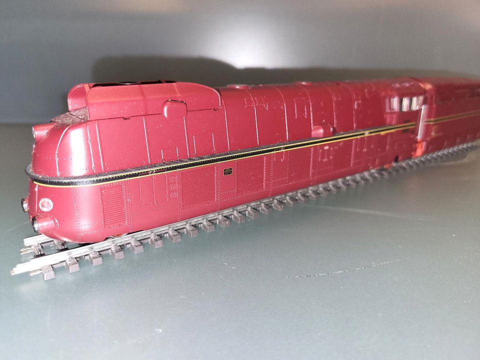 Märklin 37050: BR05 rot /Insidermodell 2004/ Digital & Sound /OVP in Erzhausen