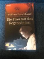 Die Frau mit den Regenhänden Buch Roman Niedersachsen - Bückeburg Vorschau