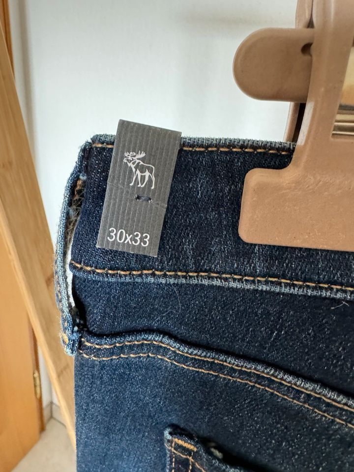 Jean’s Abercrombie & Fitch W30 L33 neu mit Etikett NP 88€ in Wiehl