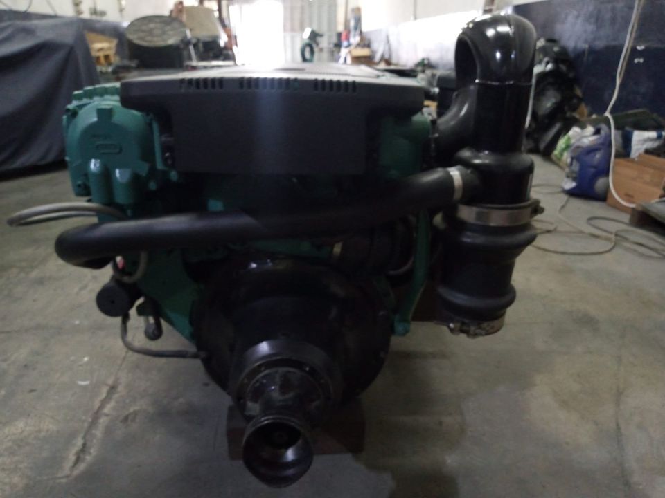 Boot Schiff Motor Volvo Penta D6 HP 400 Btrst. 700 Bj. 2012 in Dietmannsried