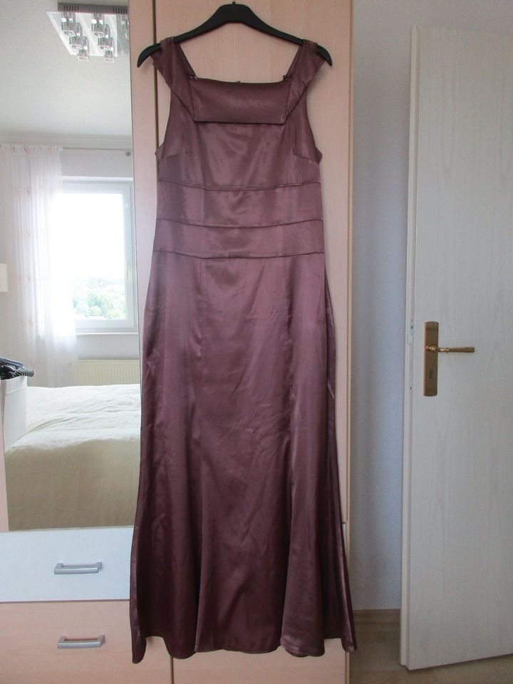 Sehr schönes Kleid b.p.c. Bonprix collection, Gr.40 in Bad Berleburg