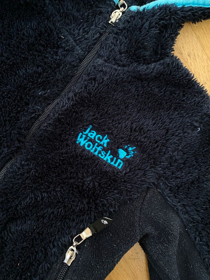 Jack Wolfskin Jacke 98 in Freiburg im Breisgau