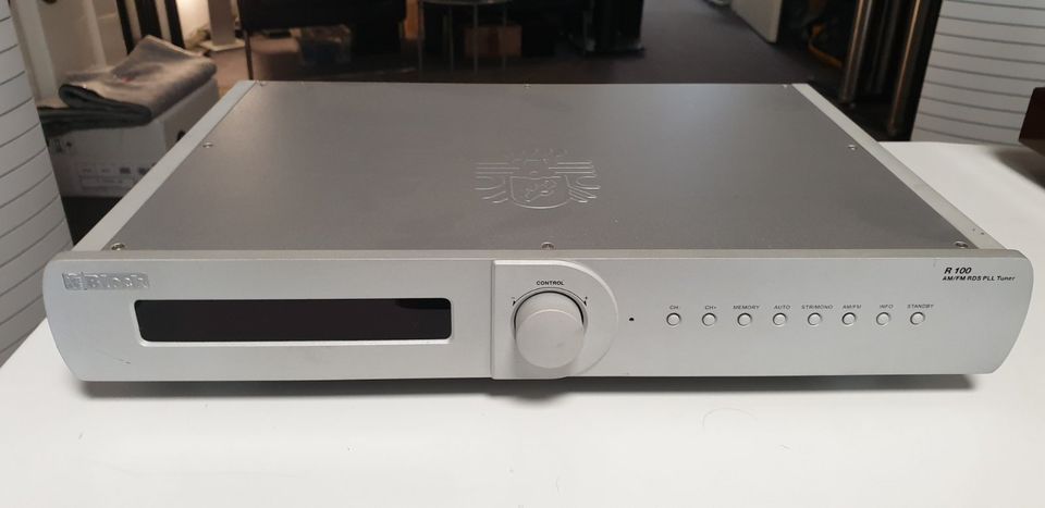 Block R100 FM/Tuner in Düsseldorf