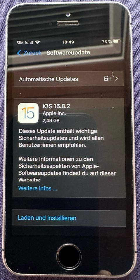 iPhone SE 32GB | Spacegrau | iOS 14.6 | Apple in Schaafheim