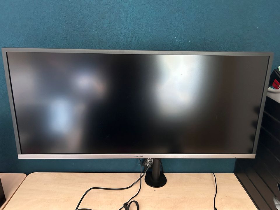 Samsung Widescreen Monitor 34 Zoll in Emmerich am Rhein