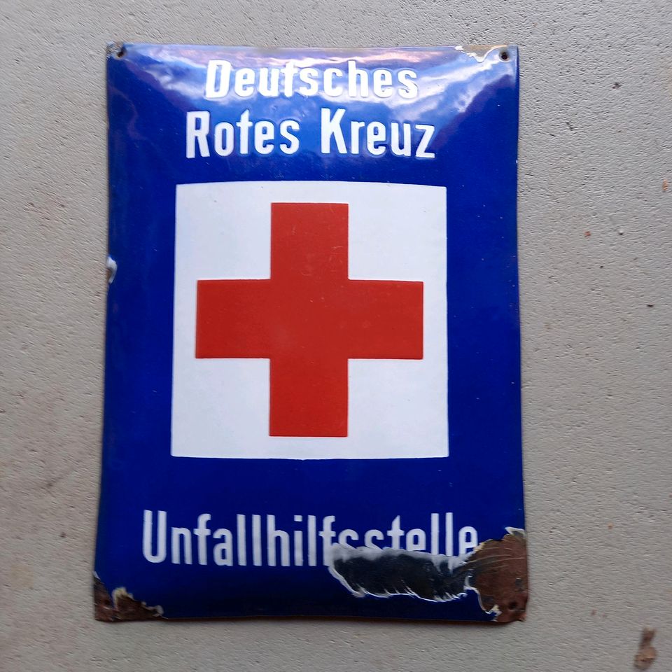 altes Emailschild, Helvetia Schweiz,  Medicus Schuh in Haßfurt