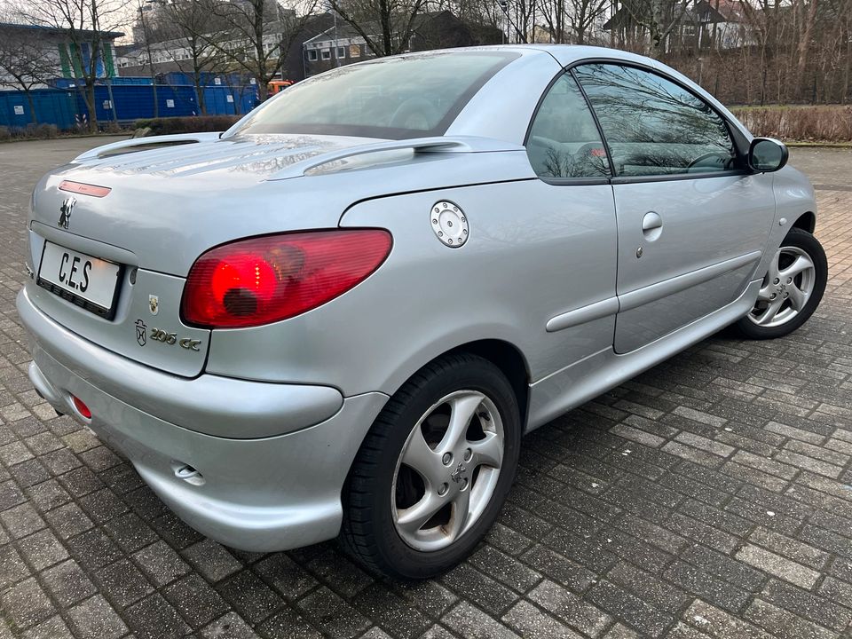 Peugeot 206 Cabriolet CC Platinum*1.Hand*VollService* in Hagen