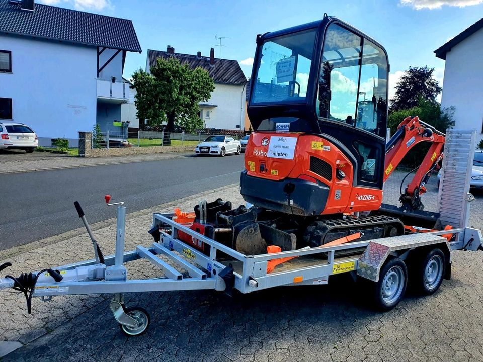 Mini Bagger II 1,6t  inkl. 3 Löffel + Anhänger in Gießen