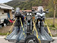 Anhänger Motorradanhänger leihen 3 große Motorräder mieten 100km Hessen - Felsberg Vorschau