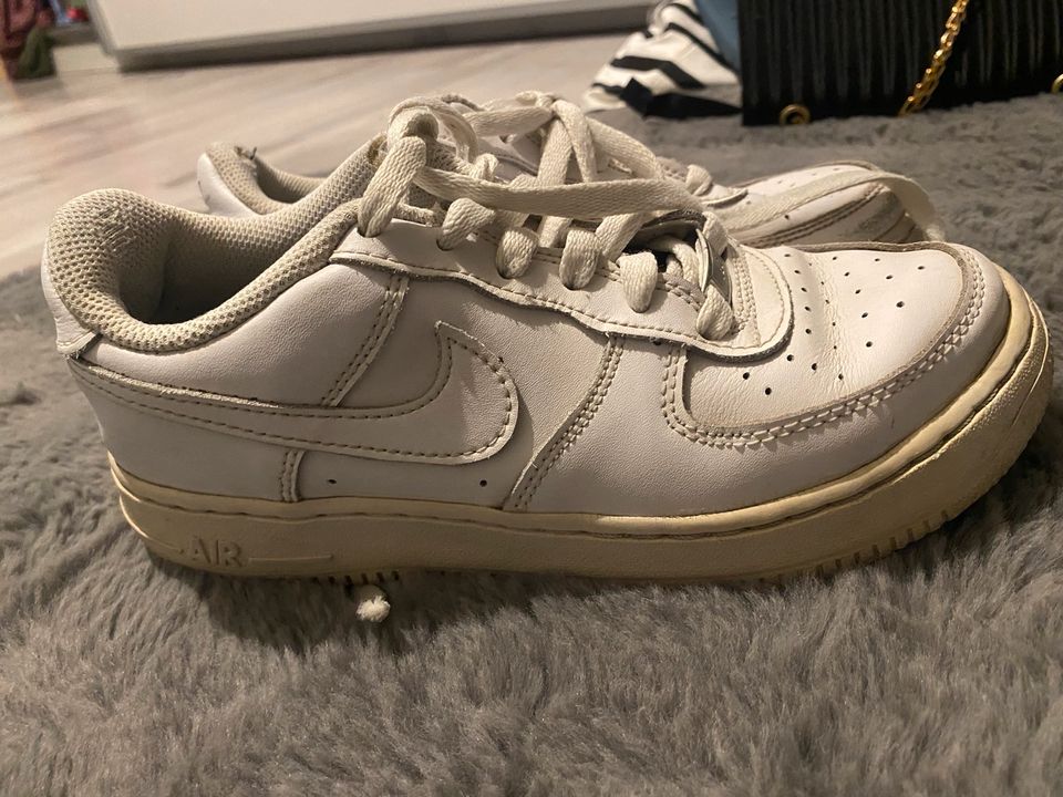 Nike Air Force weiß in Oberhausen