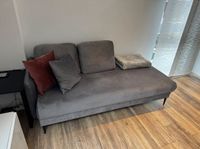 Recamiere samt grau kleines Sofa klein samtgrau Niedersachsen - Weyhausen Vorschau