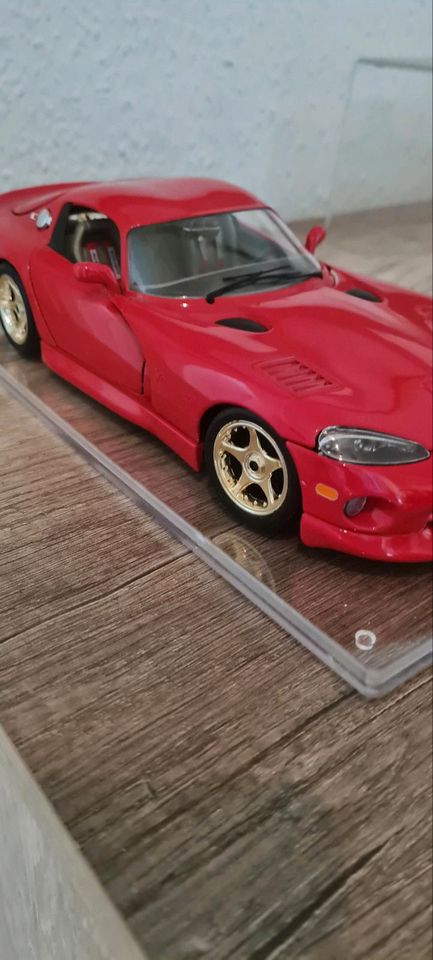 Dodge Viper GTS 1:18 in Dresden