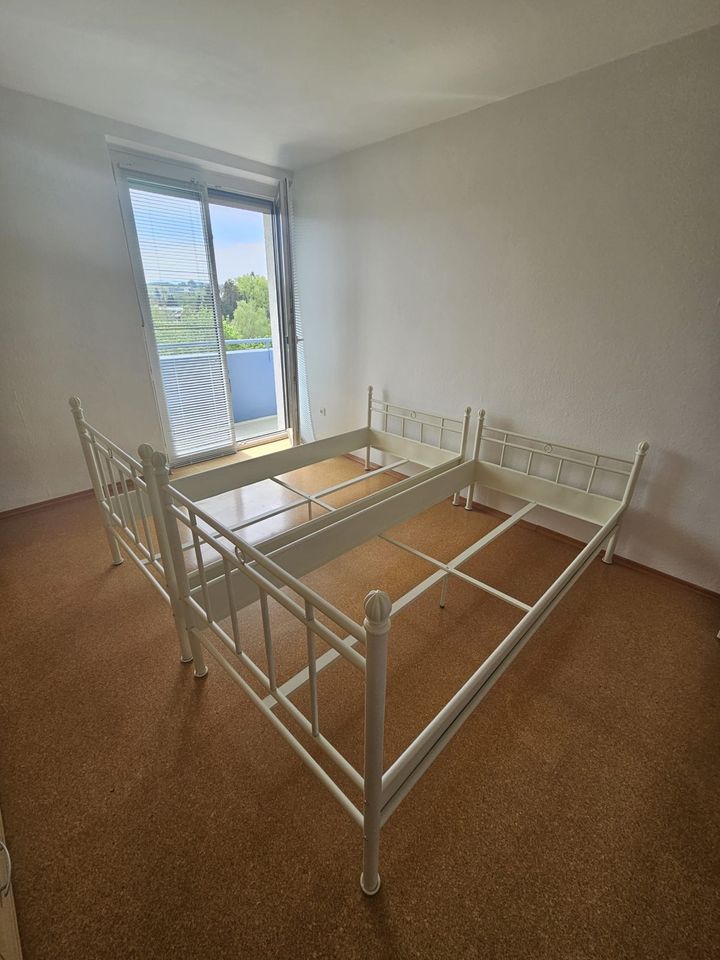 Zwei Betten 90x200 = 130Euro VB, auch einzeln zu verkaufen in Kempten