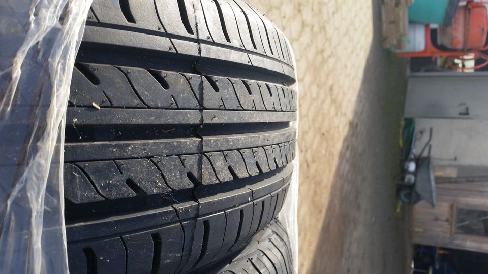 2 Winter Reifen Goodride Neu 205/65R 15 M+S  94H  RP28 in Herford