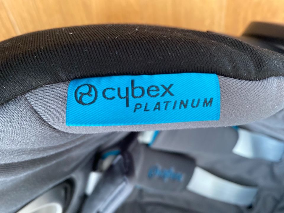 Cybex Babyschale Aton Q Platinum inkl. Isofix Basis in Moorenweis