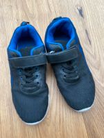 Hallenschuhe gr 31 jungen Turnschuhe Sneaker Hannover - Mitte Vorschau