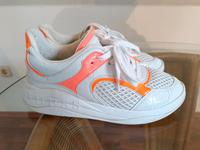 Guess Sneaker weiß neon orange apricot gr. 39 Nordrhein-Westfalen - Detmold Vorschau