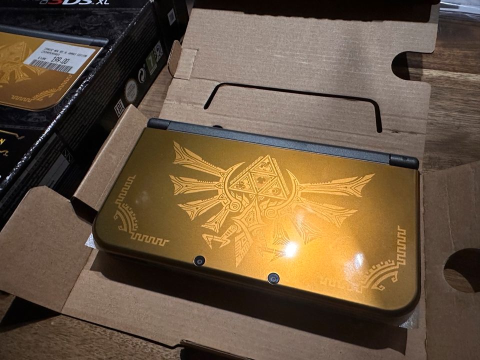 Nintendo 3DS XL HYRULE Edition ( inkl. Rechnung -> Erstbesitzer) in Reutlingen