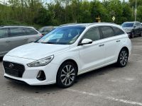 Hyundai i30 cw Premium Automatik Panorama/Leder/Sitzheiz Saarland - Merzig Vorschau