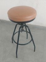 Metall-Stuhl mit brauen Kunstledersitz Hessen - Darmstadt Vorschau