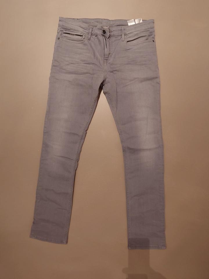 Clavin Klein Jeans Slim Straight Light Grey Stretch W36 L34 in Berg