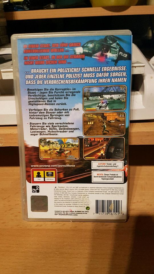 PURSUIT FORCE PSP SPIEL IM GUTEN ZUSTAND in Essen