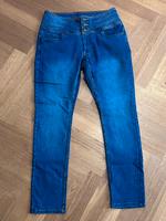 DAMEN JEANS Gr. 40 Bayern - Aichach Vorschau