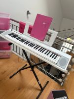 Yamaha Keyboard Piaggero NP12 Baden-Württemberg - Pforzheim Vorschau